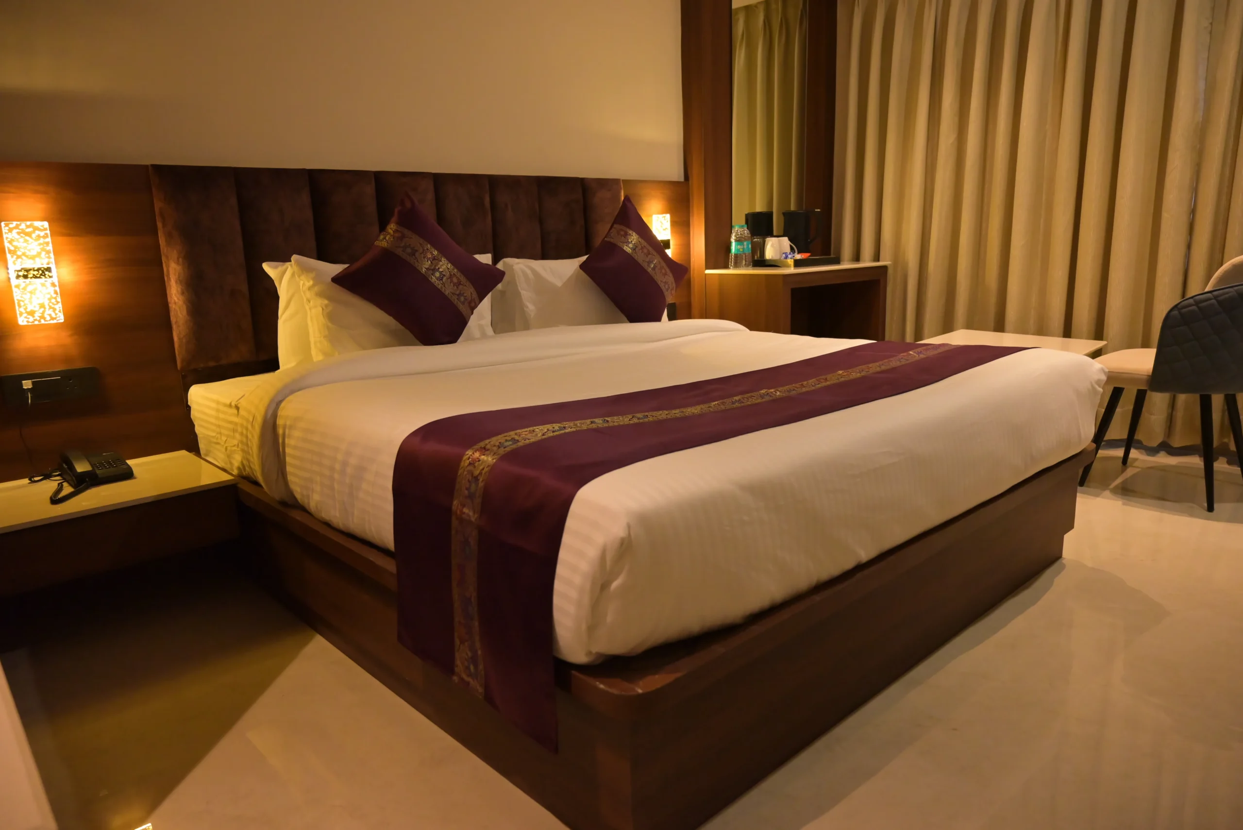 Deluxe Room In Hotel Days Inn